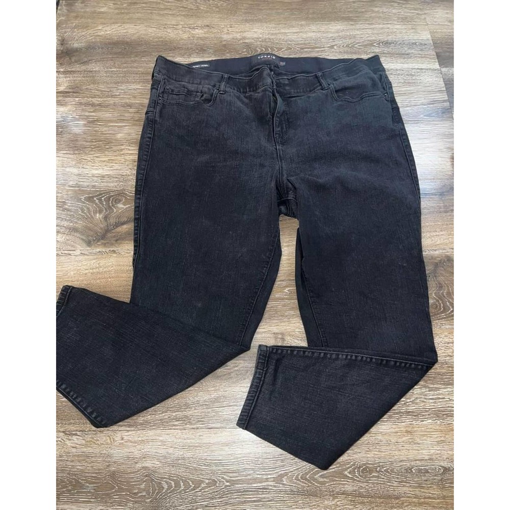 Torrid bombshell skinny black jeans women’s plus size 24R